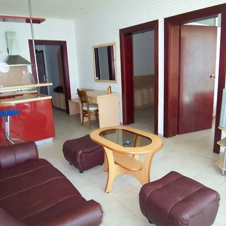 10 Apartment